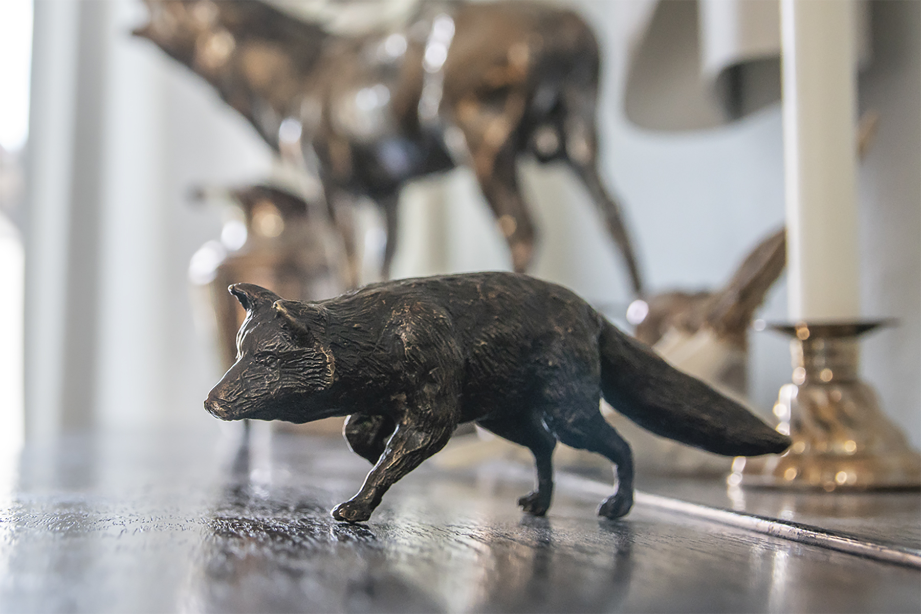 Bronzeskulptur "Mausender Fuchs"