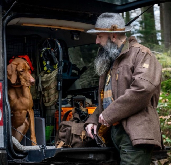 NEU: Unsere gefütterte Winter-Jacke „Vitus“ aus hochwertigem Loden- jetzt in unserem Online-Shop.#lodenjacke #jagdjacke